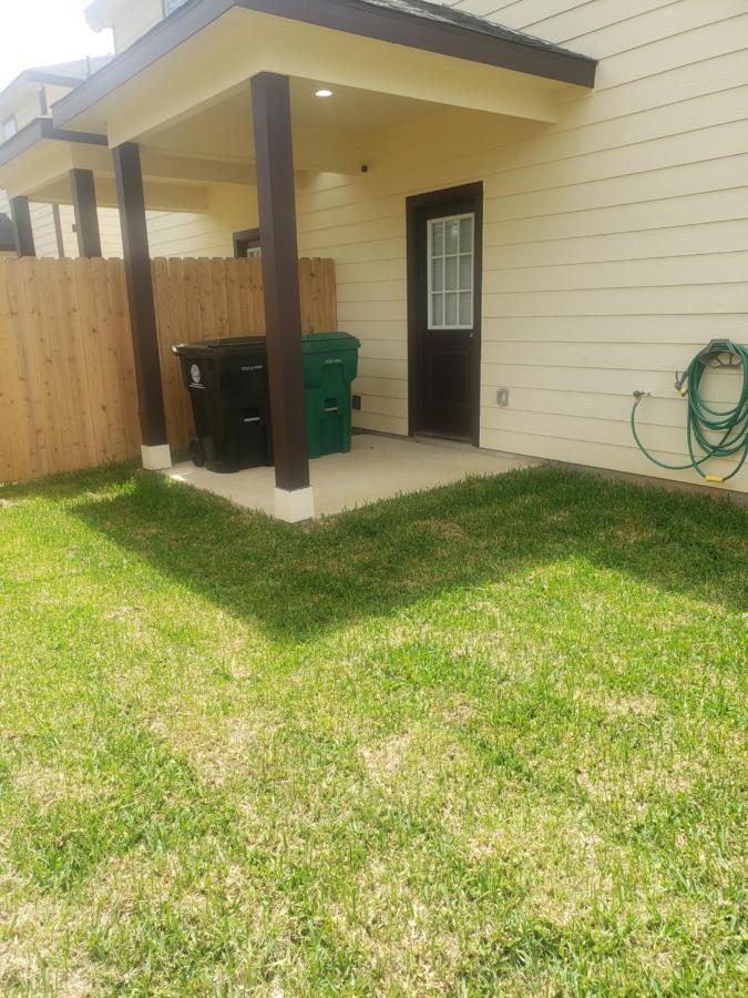 Home Away From Home Unit B Houston Esterno foto